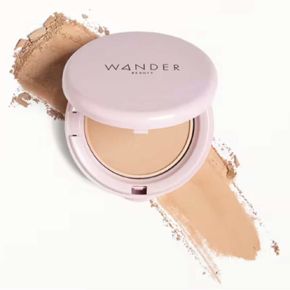 Wander Beauty Compact Powder Foundation MEDIUM MOYEN New